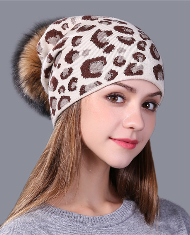 Leopard print knitted hat Leopard print knitted hat