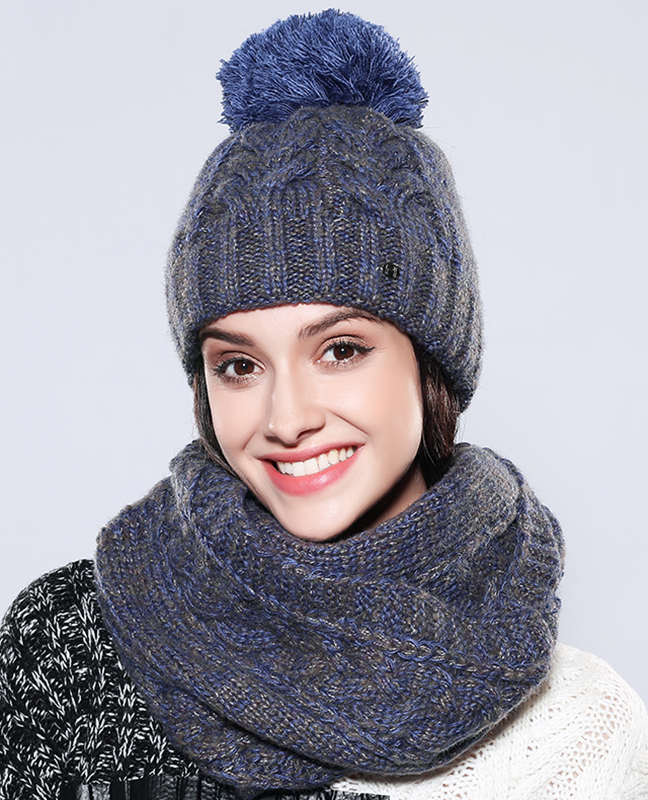 Classic Winter Hat And Scarf Set Classic Winter Hat And Scarf Set
